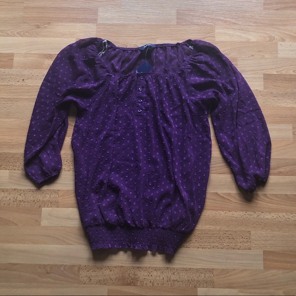 Off the shoulder sheet top - Picture 1 of 4